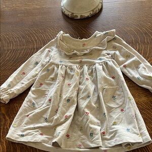 Mini Boden Girls Cream Floral Ruffle Collar Dress